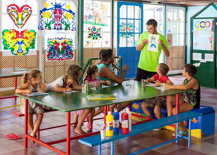 Hotel apartamentowy Ona Alborada 3*