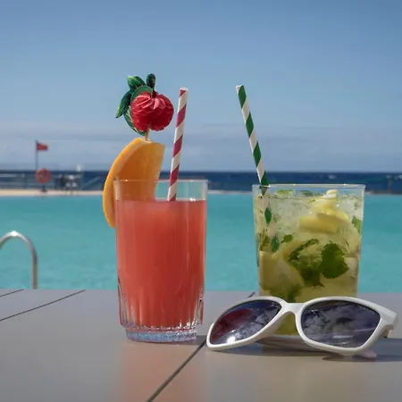 Ona Alborada アパートホテル 3*