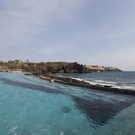 アパートホテル Ona Alborada